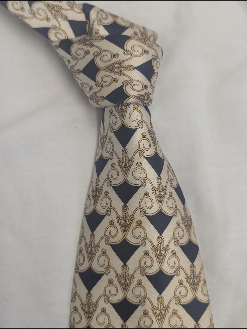 Lanvin Cream and Navy Geometric Scroll Silk Tie